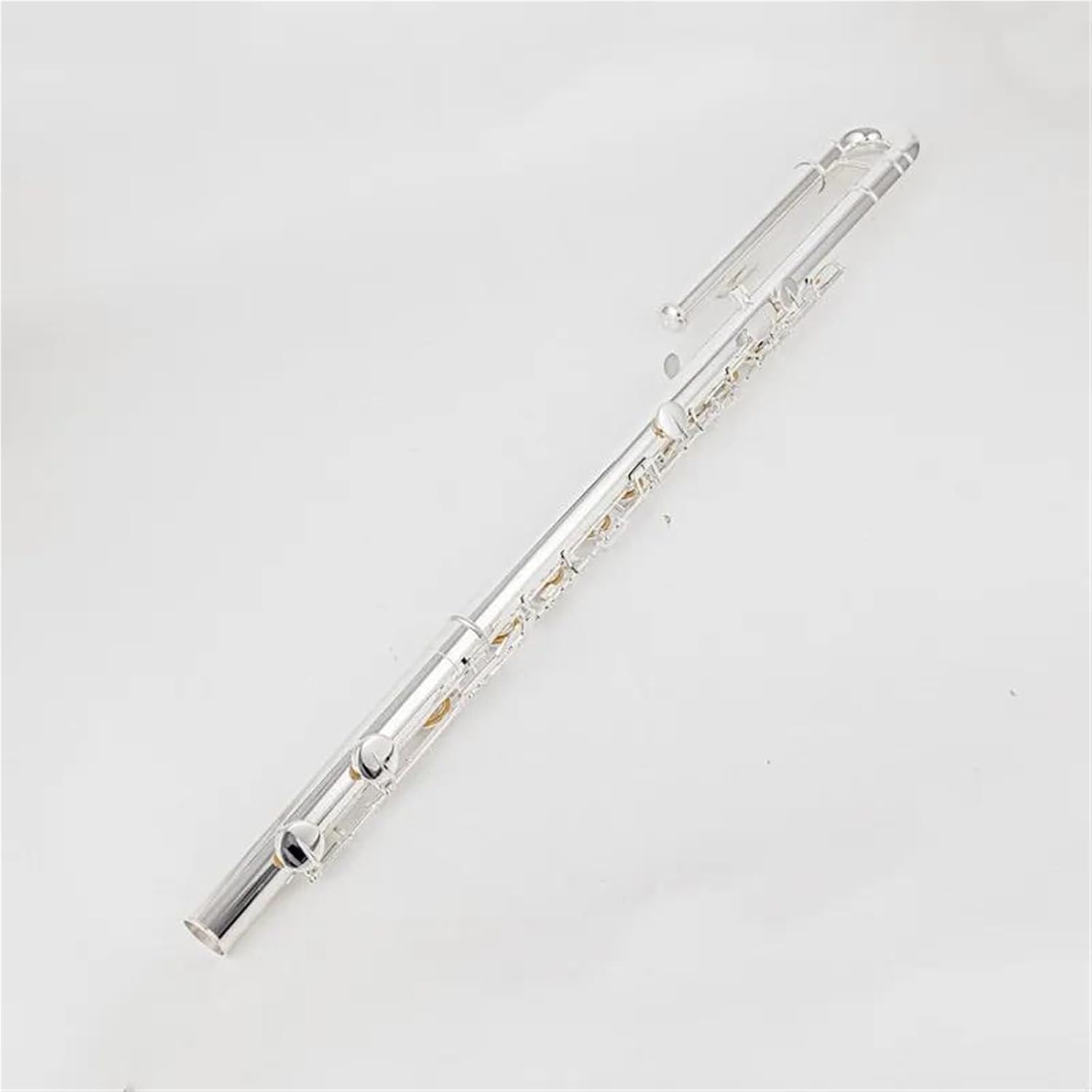 キュプロニッケルとシルバーケースバスフルートの16ホールクローズドC