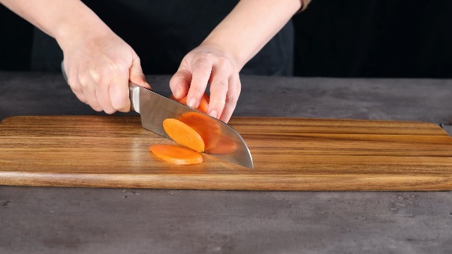 Tabla de cortar de madera de acacia con mango 24x7 pulgadas miniatura 7