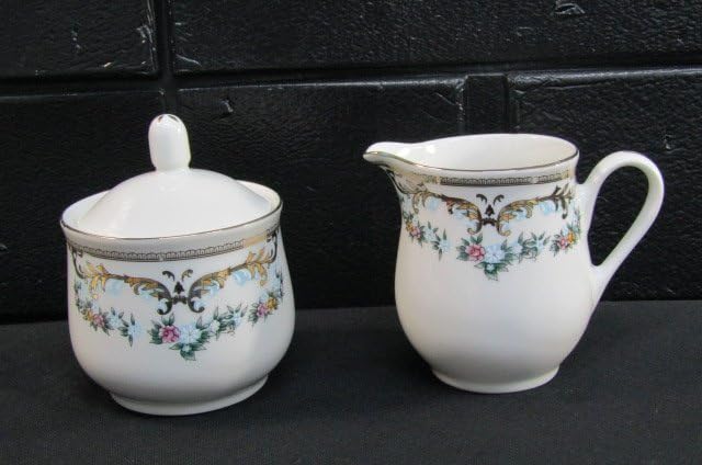 カッブ5点ポットミルクポットとシュガーポットとポット カッブ5点ポットミルクポットとシュガーポットとポット