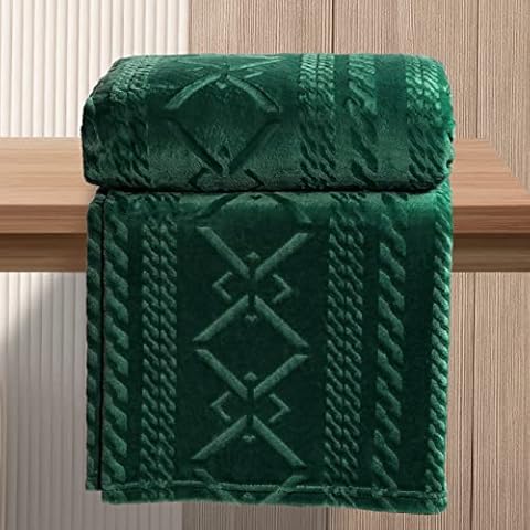 Exclusivo Mezcla Large Flannel Fleece Throw Blanket, 127x152 CM Sofa Throws, Soft Decorative Geometry Pattern Throws for Sofa, Forest Green Blanket Cover