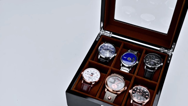 ProCase Portagioie Uomo di Lusso a 2 Livelli, Porta Orologi Uomo a 6 Posti in Legno, Custodia Orologio con Coperchio in Vetro, Scatola per Gioielli Orologio Occhiali da Sole -Espresso ProCase Portagioie Uomo di Lusso a 2 Livelli, Porta Orologi Uomo a 6 Posti in Legno, Custodia Orologio con Coperchio in Vetro, Scatola per Gioielli Orologio Occhiali da Sole -Espresso