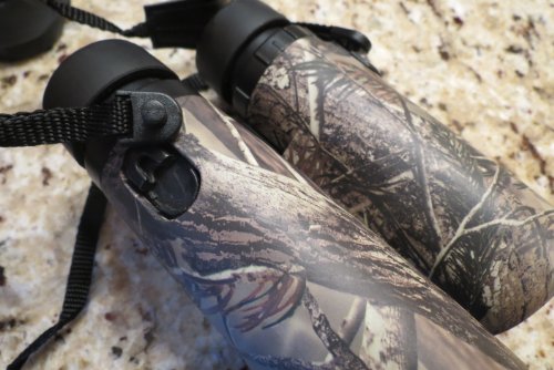 Bushnell Excursion Binocular 10x42 Impermeable y Antiempañante miniatura 1