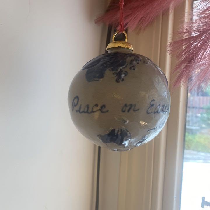 ROWE Pottery クリスマスコレクション　オーナメント　地球儀 ROWE Pottery クリスマスコレクションオーナメント地球儀