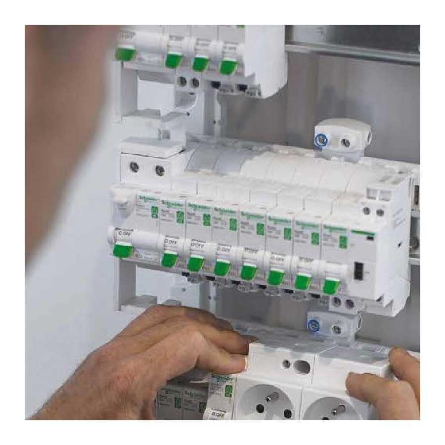 Schneider Electric Resi9 XE Tableau Pré-équipé 4 Rangées 52 Modules IP30 NF C 15-100
