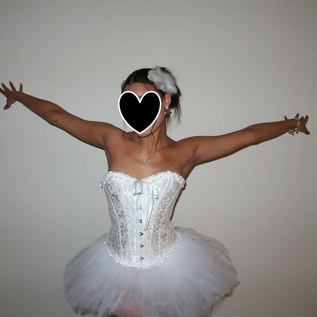 Women's Halloween Swan Cosplay Skirt Sets Ruffled Tulle Swan-Themed Costume Matching Top Elegant Spooky Outfits