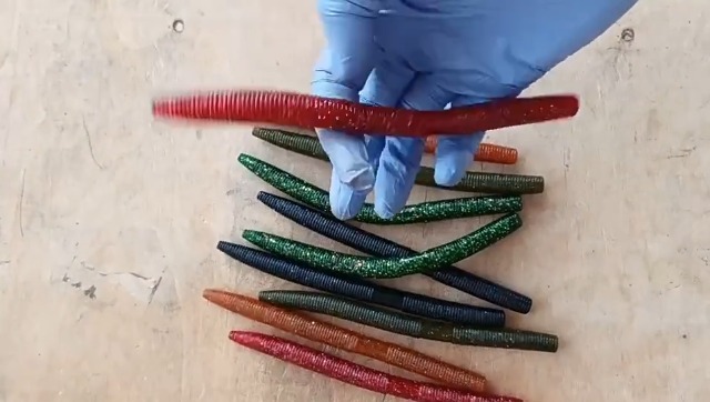 Lot De 100 Leurres Souples 4 Cm - Carnassiers, Leurres Souples, Leurres