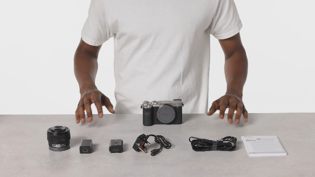 Sony I Sony Alpha 7C + 28-60mm f4-5.6 Lens Kit| Full-Frame Aynasız
