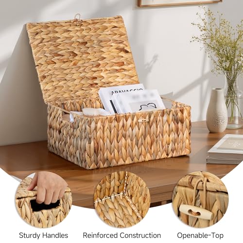Image of StorageWorks Wicker Basket with Lid, Storage Baskets with Lids, Hyacinth