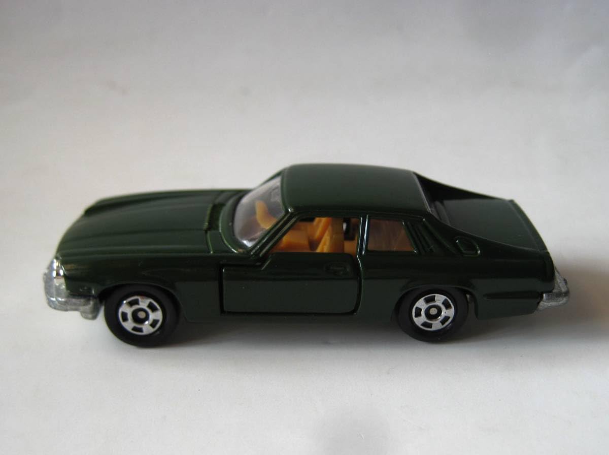 Amazon.co.jp: ジャガー XJ－S JAGUAR XJ－S トミカ 30周年