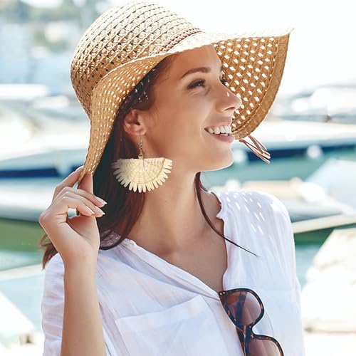 Image of Ladies Handmade Rattan Earring - Tassel A Type Straw Wicker Earrings Bohemian Geometry Earring Circle Pie Shape Earrings