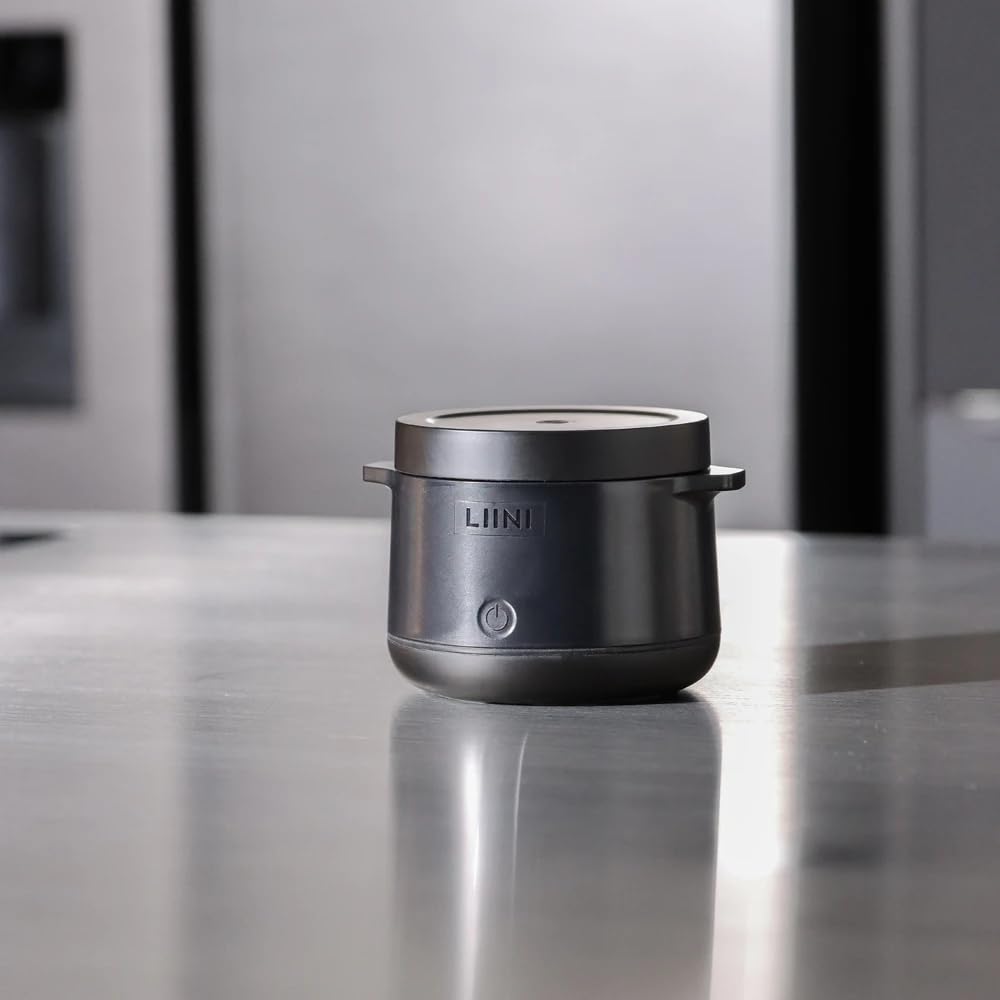 LIINI® 2.0 PRO Breiwärmer schwarz – Akku Babybreiwärmer, 50W, 10'000 mAh, Erwärmen per Knopfdruck, IP66, auslaufsicher, Edelstahlplatte, BPA-frei, USB-C Aluminiumkabel