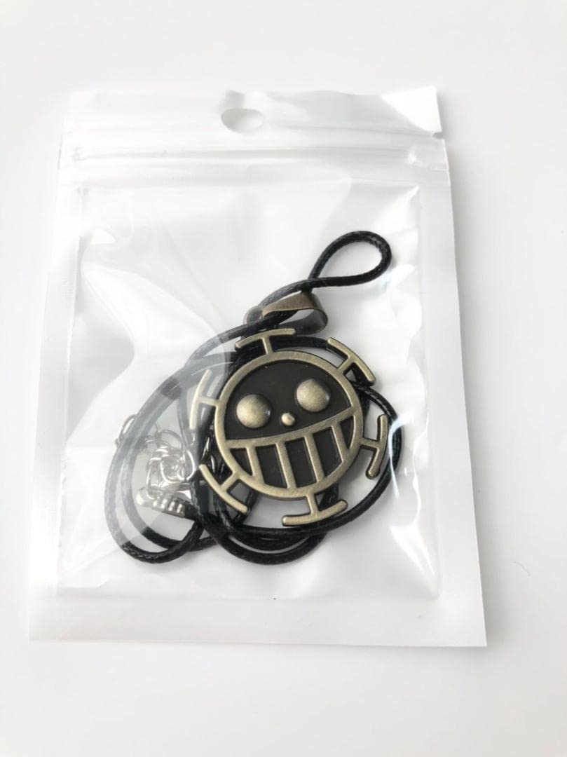 Amazon.co.jp: ONE PIECE トラファルガーロー ハート海賊団 海賊旗