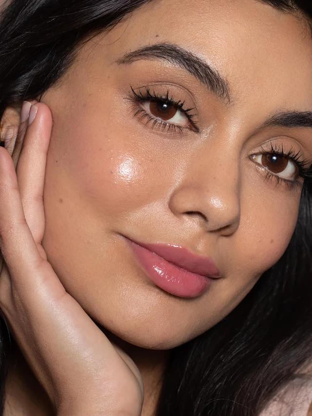 ILIA - Balmy Gloss Tinted Lip Oil | Smoothing Lip Color, Never Sticky | Hydrate, Plump + Moisturize with Hyaluronic Acid | Vegan, Cruelty + Gluten-Free (Linger, 0.14 fl oz | 4.3 ml) - Image 3