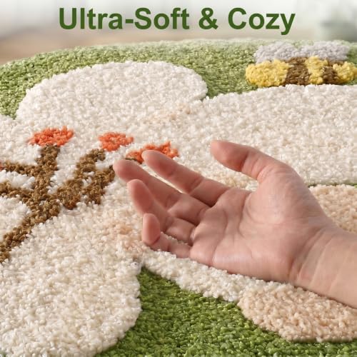 Image of Cute Flower Bath Mat, Ultra Soft Absorbent Bathroom Shower Rug with Non-Slip TPR Backing, Washable Decorative Floor Mat for Bathtub Shower Bedroom Living Room 23.6 inch x 31.5 inch