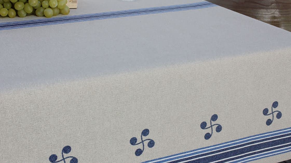 Mantel de Tela resinada Anti-Manchas. Ameztoy Azul con Estampado de Lauburu (350)