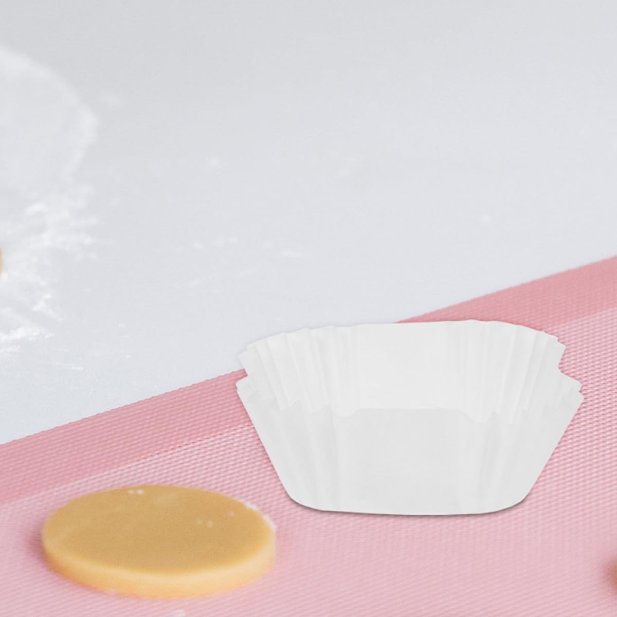 Moules à Muffins en Papier Blanc Carré, 2000 Pièces, Résistants la Décoloration, Pratiques Pâtisserie Cuisson en Boulangerie