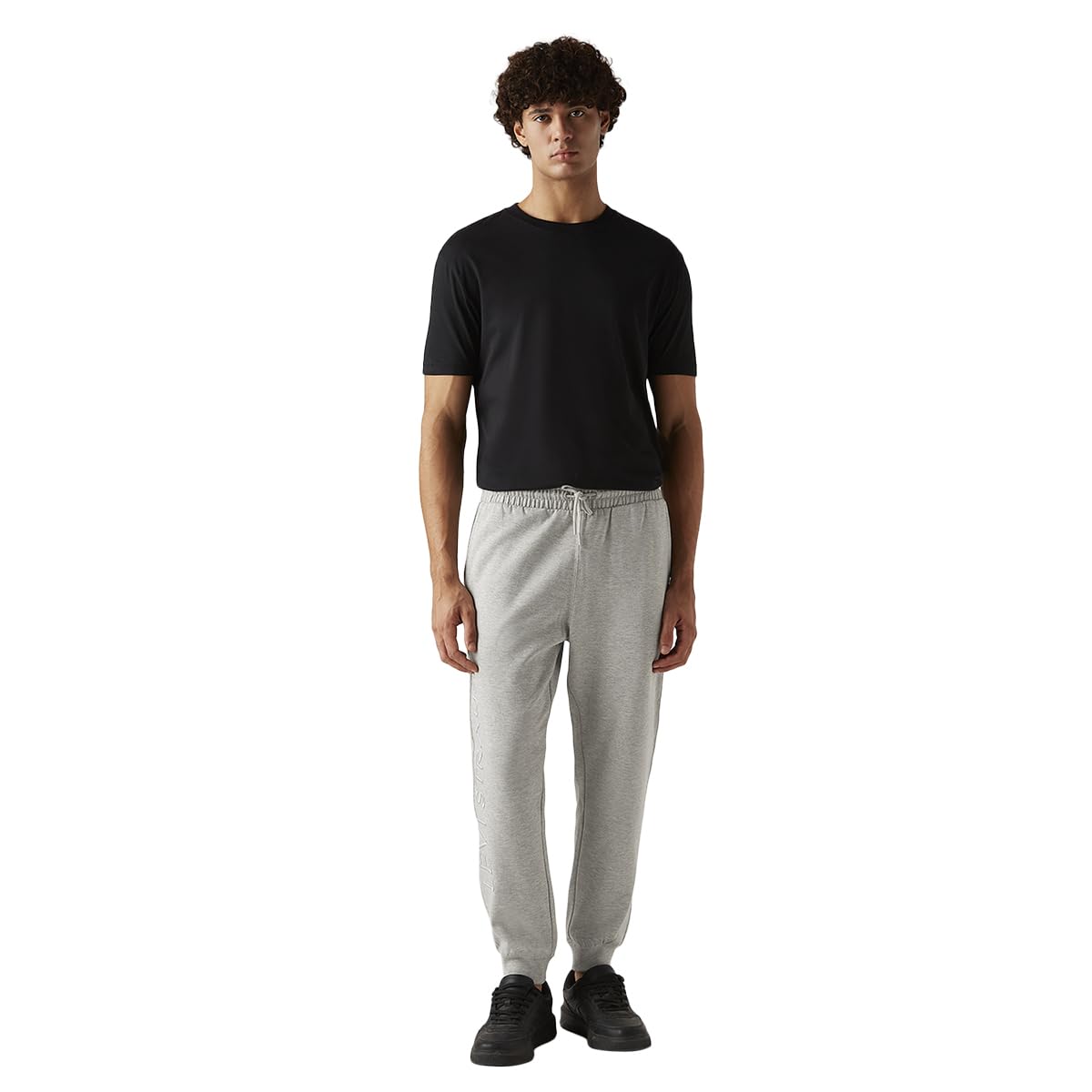 Levi's Men's Light-Grey Jogger Mid Rise Trousers in grey