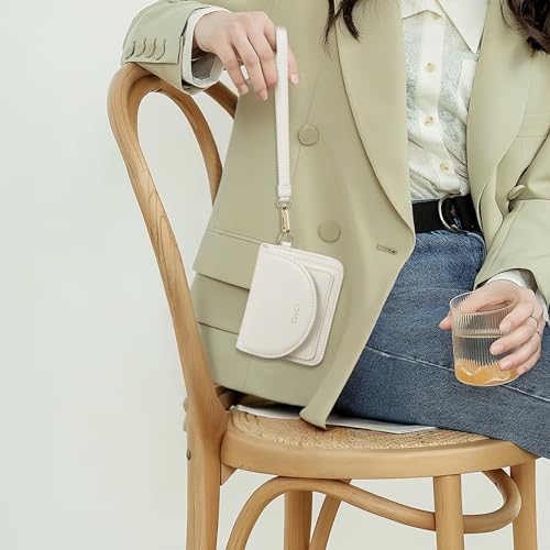 CLUCI Small Womens Wallet Leather RFID Blocking Card Holder Ladies Wallets with Wrist Strap Beige2