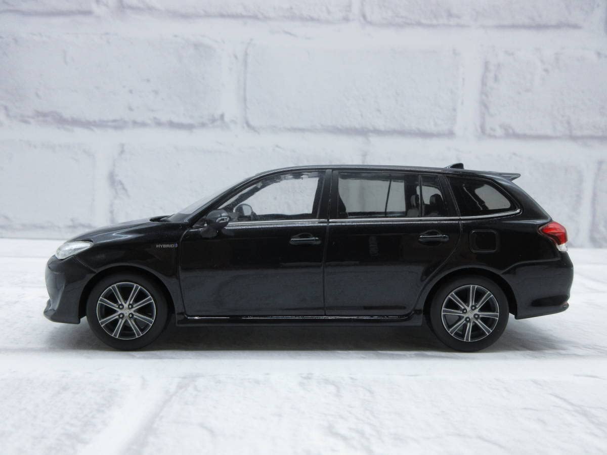 トヨタ フィールダー カラーサンプル モデルカー ブラック