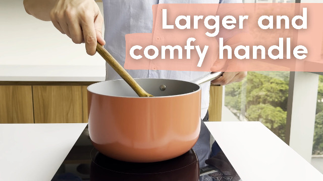 Grains De Café Torréfiés Naturellement Dans Un Bocal En Verre Antique Cuillere Bois Pour Ramasser 395383 3520