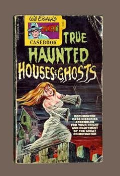 Paperback The Spirit's casebook of true haunted houses & ghosts (Tempo books) Book