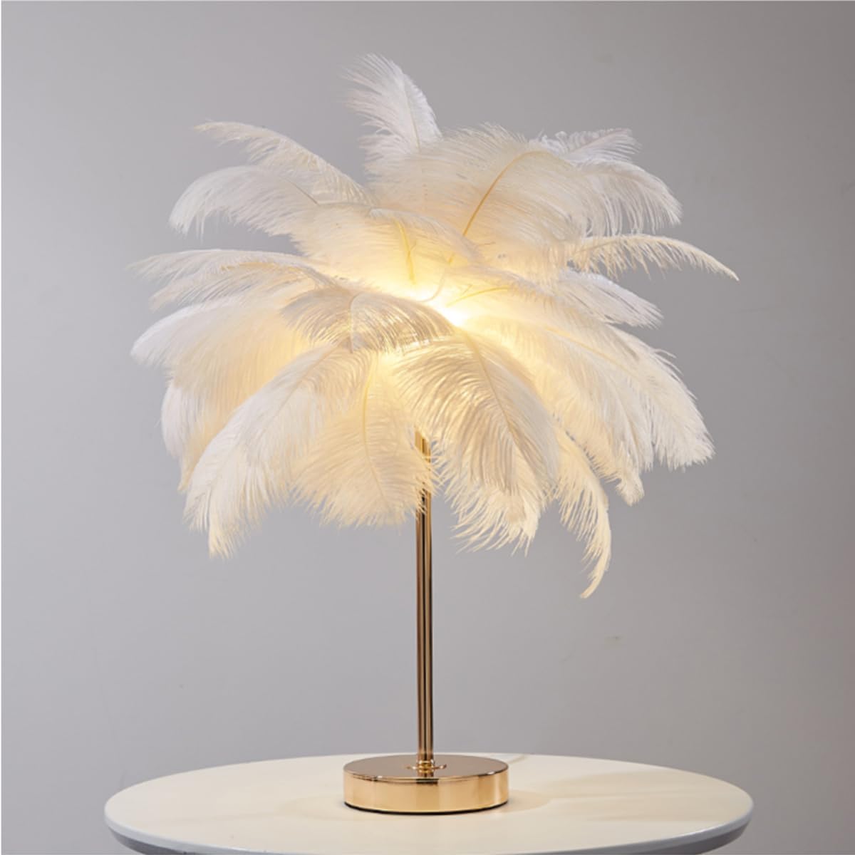 Kreative Tischleuchte aus Straußenfedern, luxuriöse und elegante Nachttischlampe mit Federschirm, Nachtlicht, Tischbeleuchtung für Wohnzimmer, Schlafzimmer, Heimtextilien