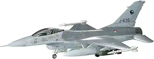 Amazon.com: Hasegawa 1/72 F-16A Plus Fighting Falcon : Arts