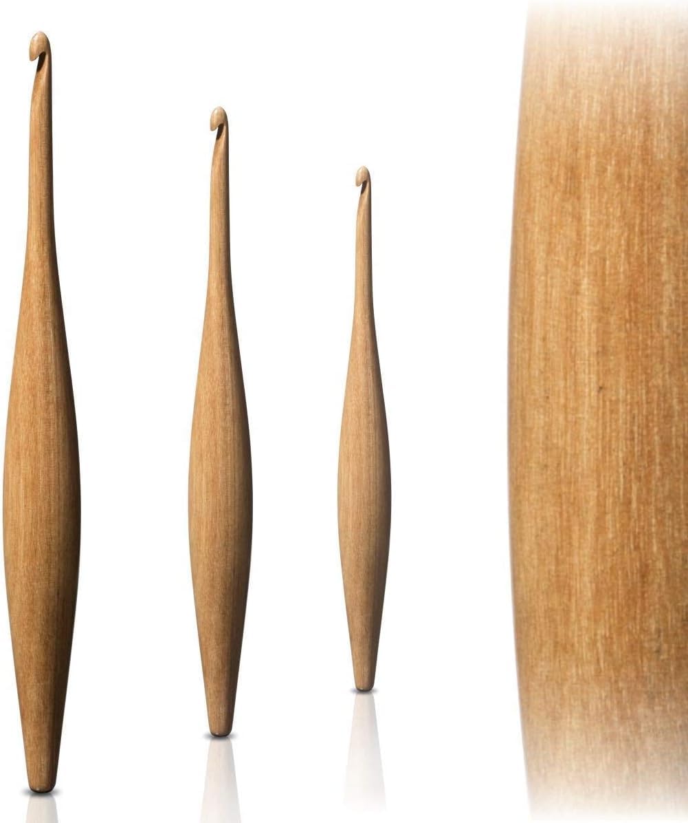 Furls Crochet Hook, Streamline Camwood, Ergonomic Handle Crochet Hooks 7" (Streamline - Camwood, L - 7.00MM)