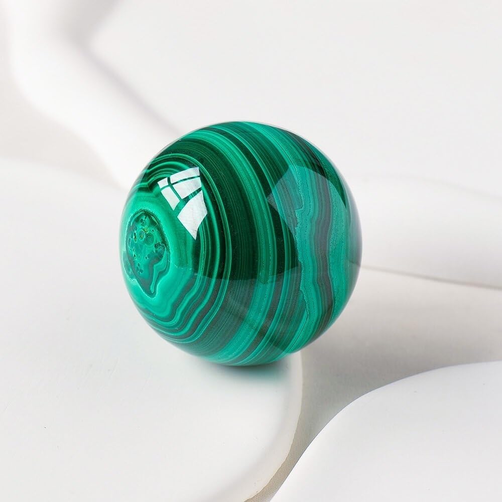 LHAOEEEYG 1PC Polished Malachite Crystal Ball Green Gemstone Quartz Sphere Home Decoration Gifts (Size : 20-30mm)