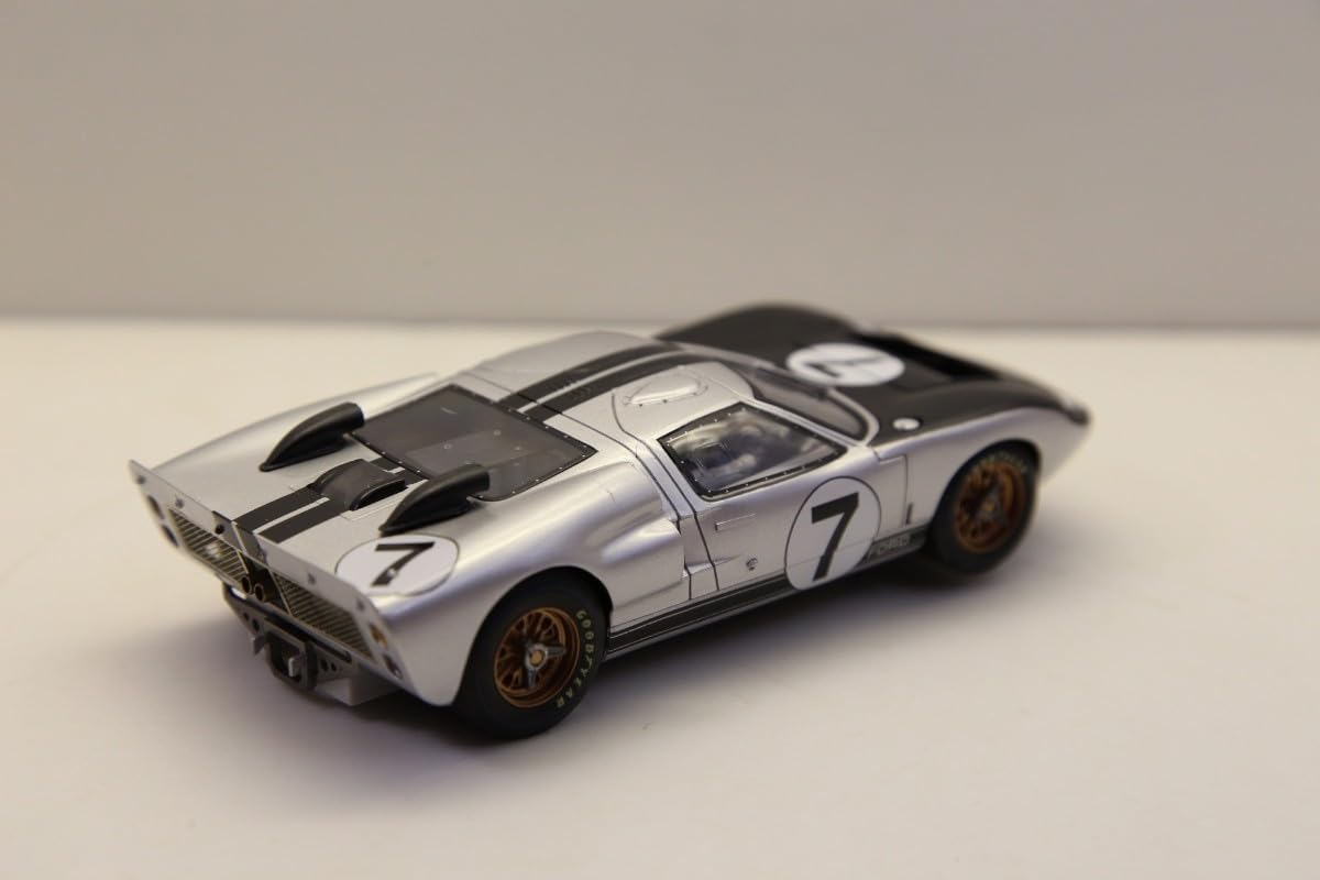 スロットカー FLY フライ　ガルフ GT40 絶版品 Amazon | FLYスロットカー 1/32 フォード GT40#7 車体のみ