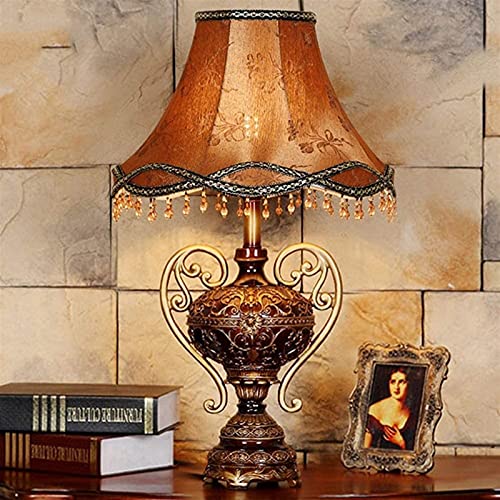 Lampe de table rétro européenne pour recréer l'ambiance des grands hôtels