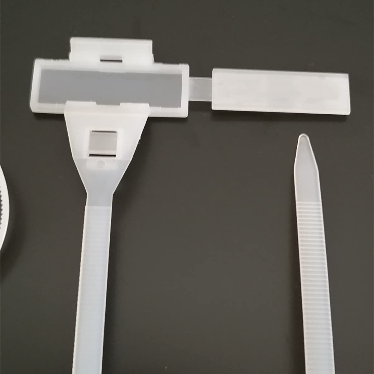 Lot de 500 attaches de câble en nylon autobloquantes - Pour la maison et le bureau - 5 x 180 mm