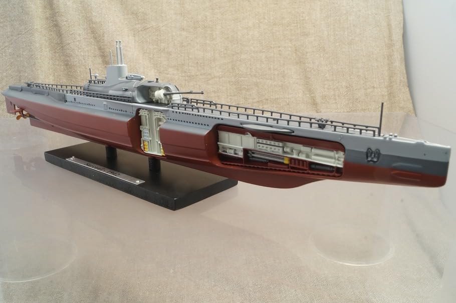 Amazon | フランス海軍 潜水艦 スルクフ 1/350 955001 ALTAS