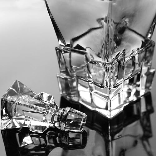 Image of Vilon Whiskey Decanter with Glass Stopper, Crystal Glass Liquor Decanter for Alcohol, Wine, Scotch, Brandy, Vodka or Bourbon decanters | 850 ML | Clear (Stone Decanter)