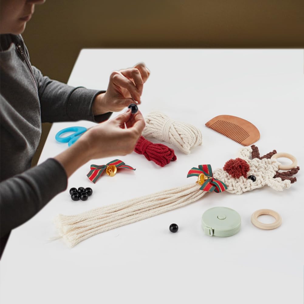 ORIGACH Set di 9 ornamenti natalizi fai da te in macramè per adulti principianti fatti a mano macramè alce, gnomo, angelo, fiocchi di neve, bastoncini di zucchero da appendere per albero di