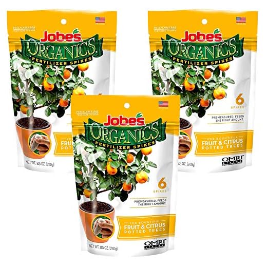 Jobe’s Organics Fruit & Citrus Tree Fertilizer Spikes, 3-5-5 Time Release Fertilizer for all Container or Indoor Fruit Trees, 6 Spikes per Package (3)