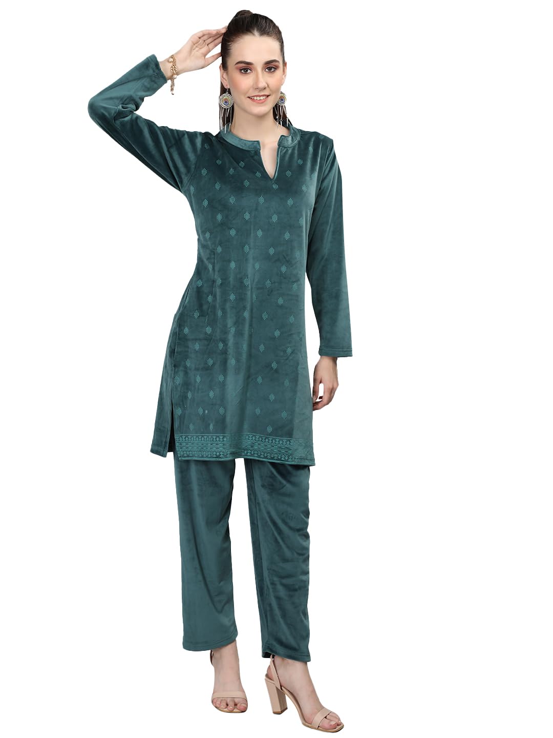 Duchess Women's Supersoft Velvet Printed Nightsuit for Winter wear - Image 5 thumbnail