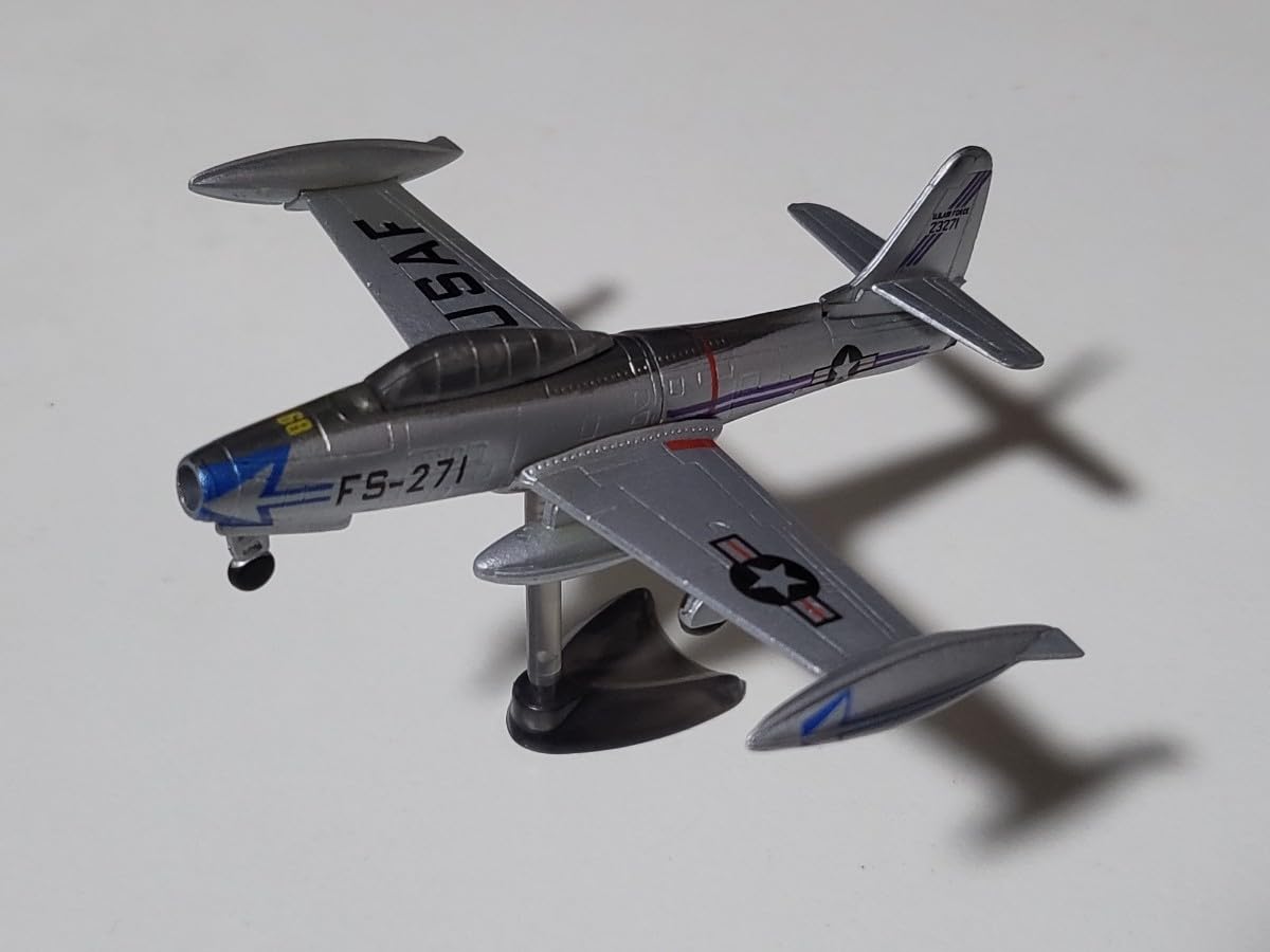 Amazon.co.jp: チョコエッグ 戦闘機シリーズ 第3弾 F-84G サンダー