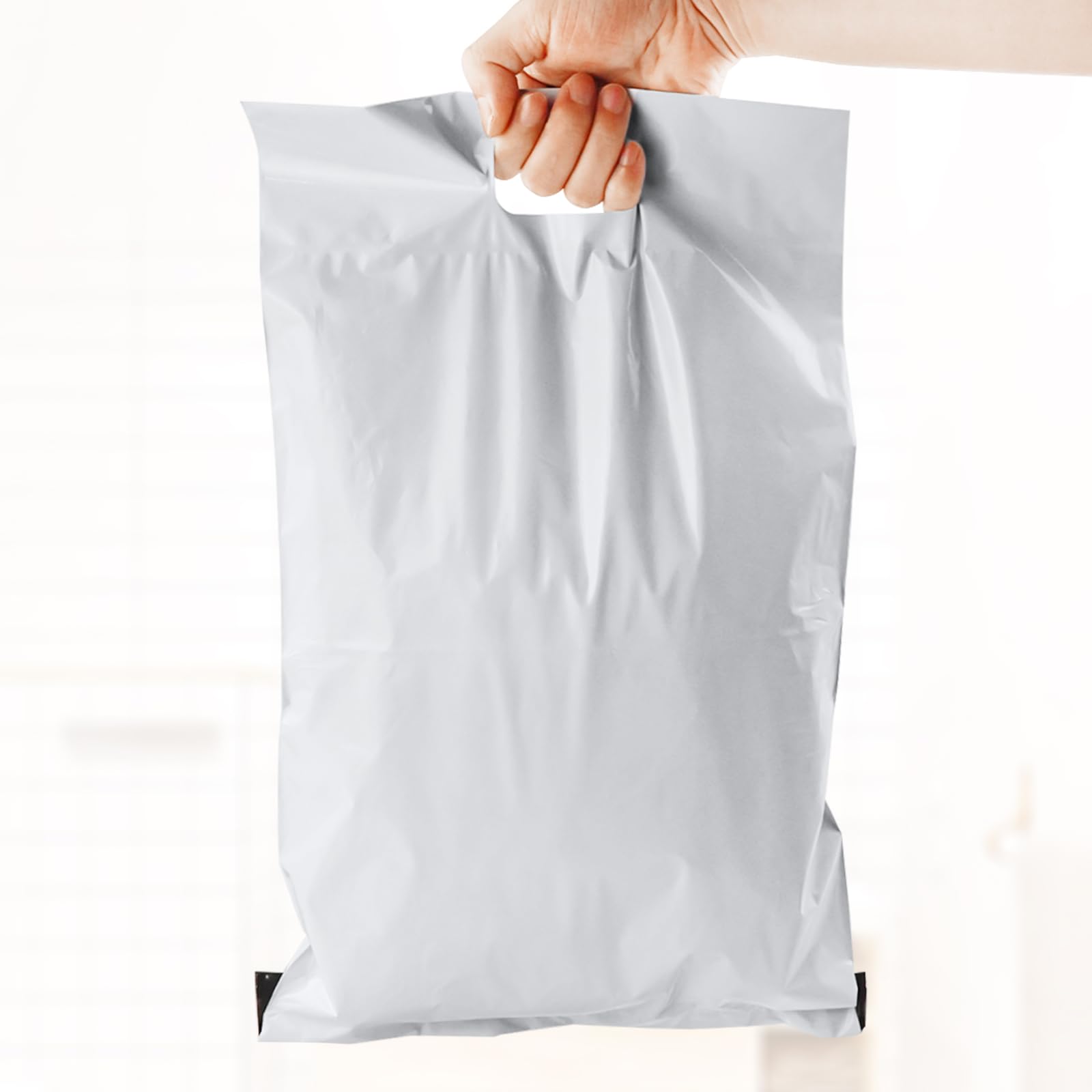 Paquete de 100 bolsas de plástico para eliminación de pañales de adultos, tiras autoadhesivas para sellar olores, adecuadas para el cuidado de pañales de ancianos en casa y para viajes (blanco)