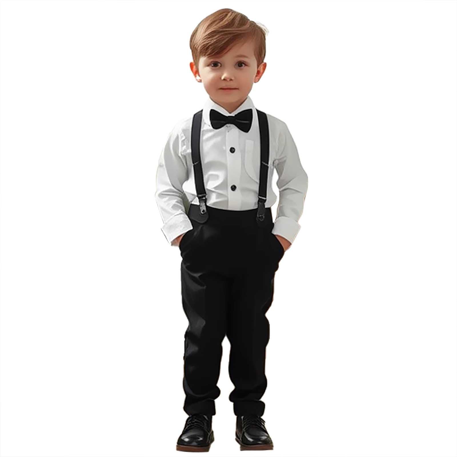 Set tinta unita maniche lunghe e pantaloni, look classico per bambino.