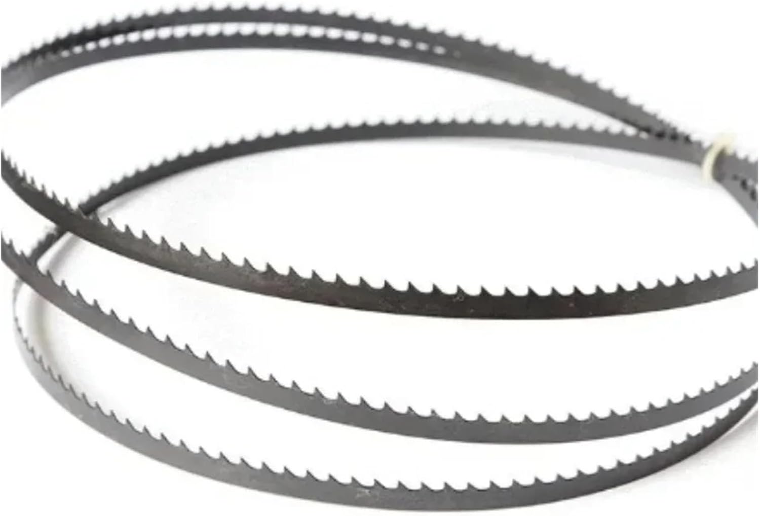 2 x band saw blades for cutting hardwood. Length of the tape: 1065-2240 mm. Width: 1 x 6.35 and 9.5 teeth, 10 or 14 for woodworking (2PCS-6 TPI, 1065 x 6.35 x 0.35 mm)