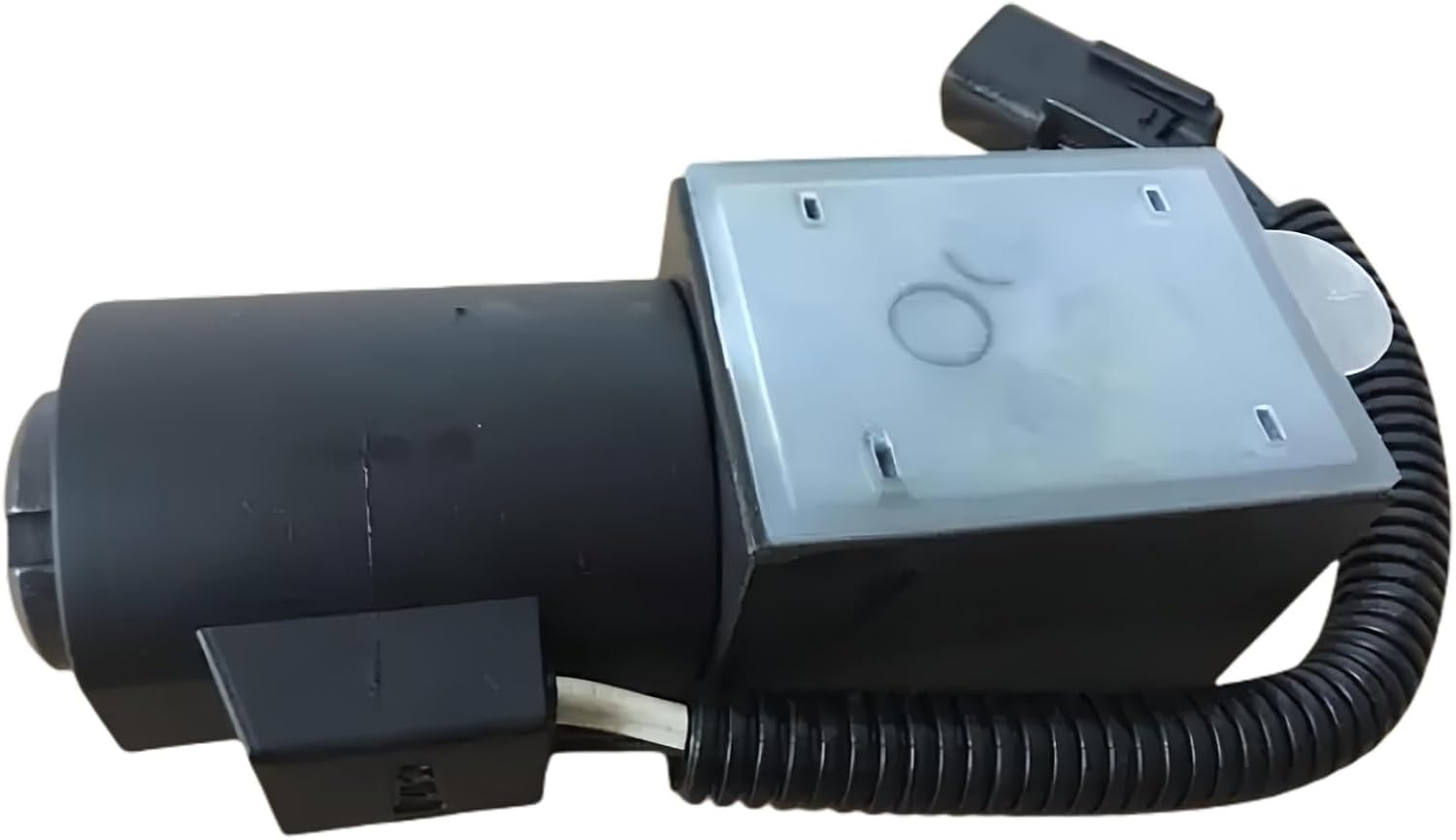 3EB-15-58610 3EB1558610 Solenoid Valve Fits for Komatsu FD30-17 FG30-16 Replace parts