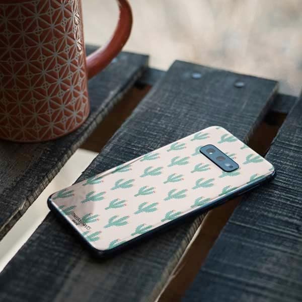 Skinit Decal Phone Skin Compatible with Samsung Galaxy S10e - Originally Designed Cacti 3 Design