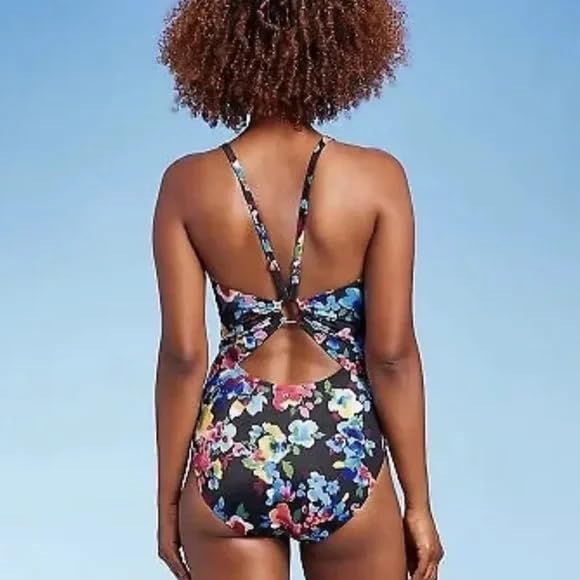 Aqua Green Women's UPF 50 Ring Back One Piece Swimsuit2