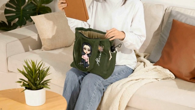 Bolso Tote de pana personalizado con diseño y nombre miniatura 7