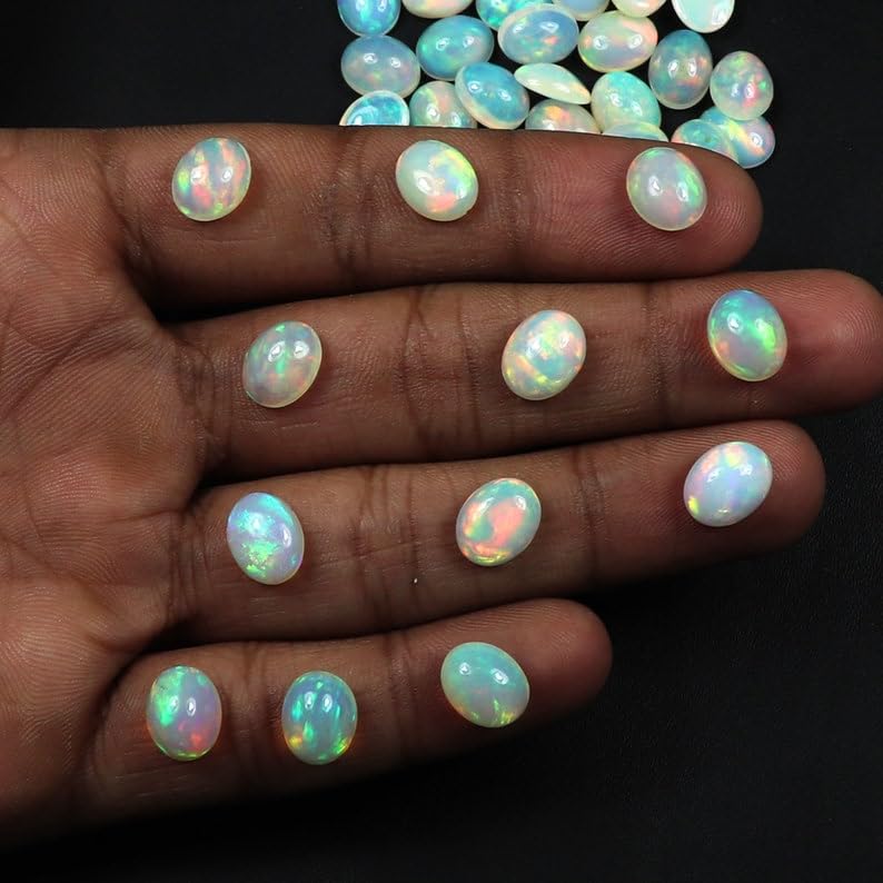 Cabochon d'opale éthiopienne AAA pour création de bijoux uniques d'exception