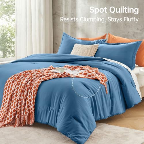 Image of MUXHOMO King Size Comforter Set, All Season Ultra Soft Down Alternative Bedding - 3 Piece Lightweight Bed Set Includes 1 Comforter (104 inchx90 inch) and 2 Pillow Shams (20 inchx36 inch), Teal