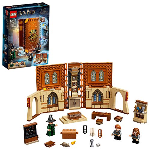 LEGO 76382 Harry Potter Hogwarts Moment: Verwandlungsunterricht Set, Spielzeugkoffer mit Minifiguren, Sammlerstück