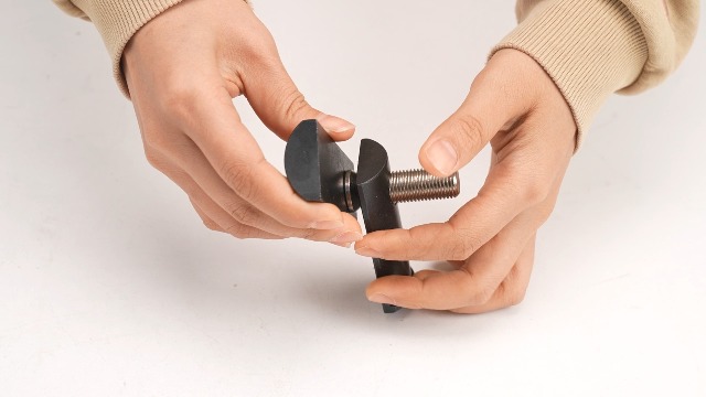 Image of Motorcycle Steering Stem Bearing Race Removal Tool, Universal for 1-1 /8in to 2-5 /8in ID Races Steering Neck Bearing Race Remover Puller