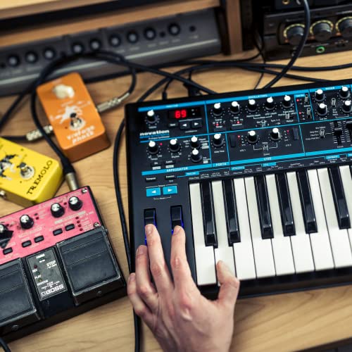 Synthétiseur monodique analogique Novation Bass Station II – inclut 64 patches d’origine, un arpégiateur et un step… - Les Beatles, Paul McCartney, John Lennon, RIngo Starr, George Harrison Synthétiseur monodique analogique Novation Bass Station II – inclut 64 patches d'origine, un arpégiateur et un step… – Image 8